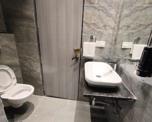 Deluxe Room (1)